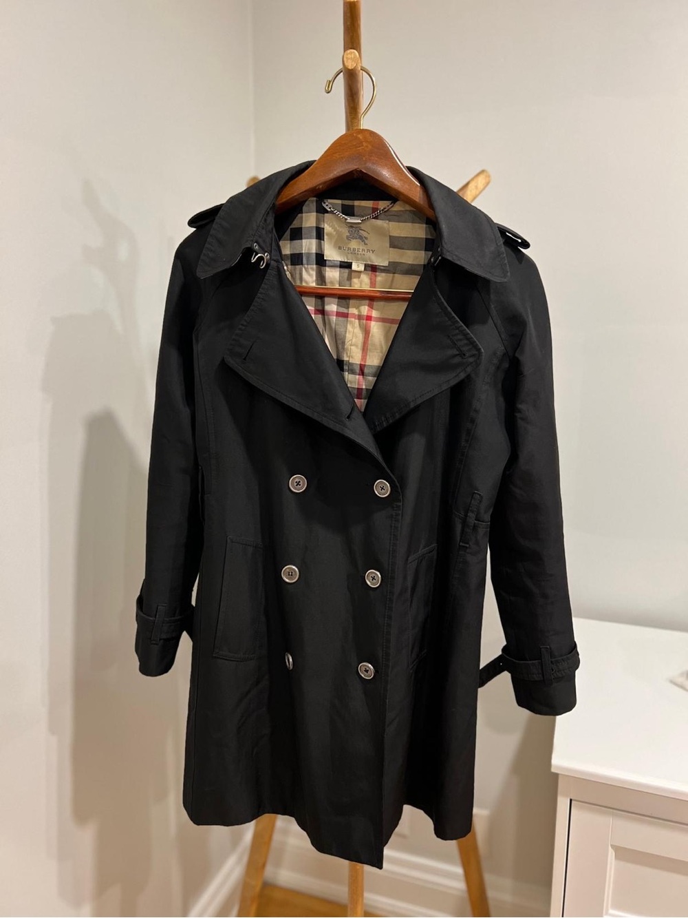 Burberry Black Double-Breasted Trench Coat with Signature Check Lining, size S